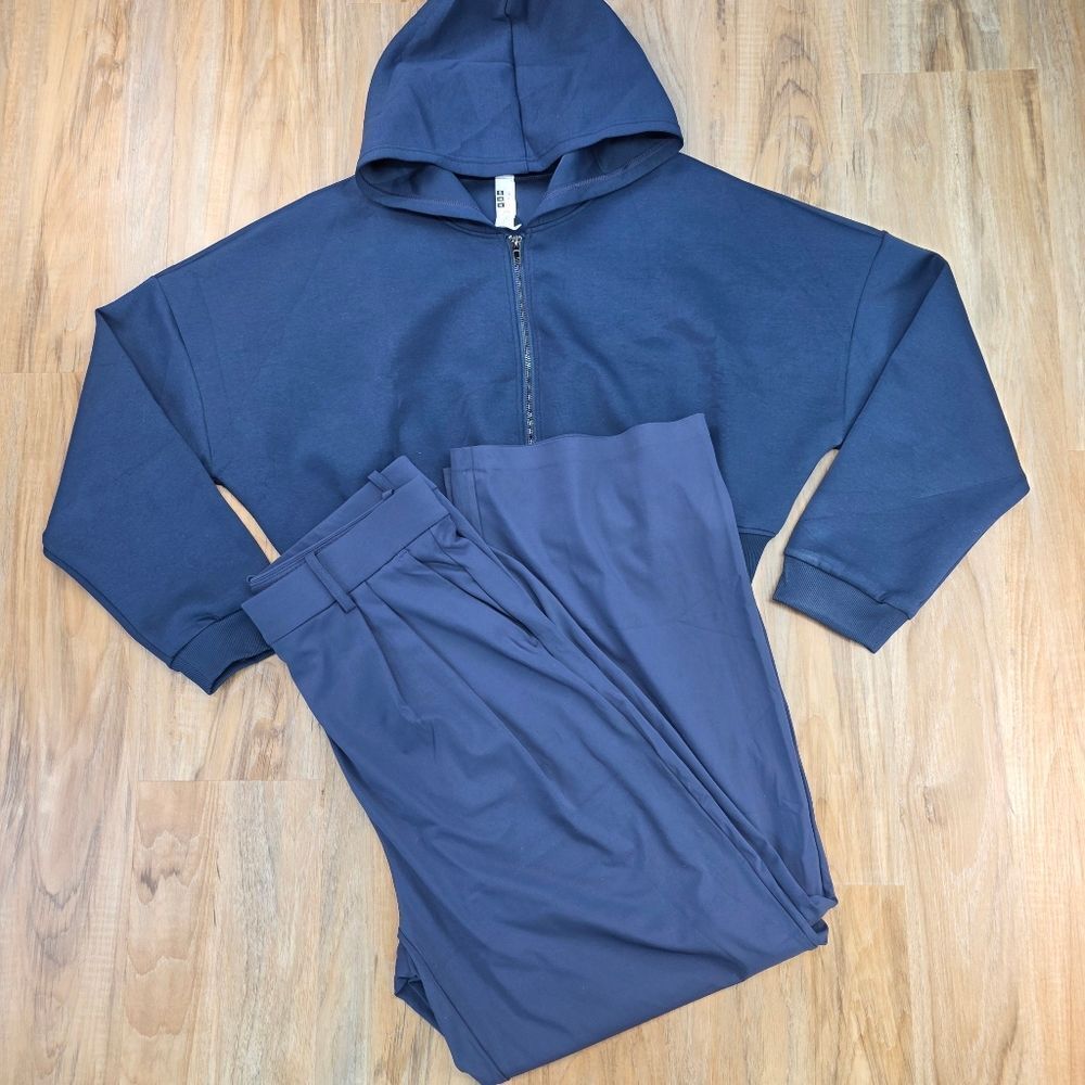 💬🩵🅰️NWT Blue Zipper Crop Hoodie & Wide Leg Pants Large - Picture 13 of 15